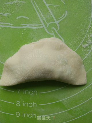 抱蛋元宝煎饺的做法步骤：8