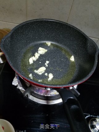 芋头南瓜咖喱椰香煲的做法步骤：3