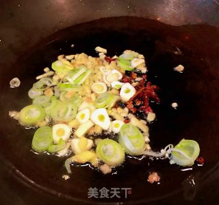红烧鸡腿的做法步骤：3
