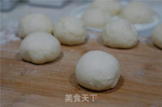 荞头肉酱面包的做法步骤：6