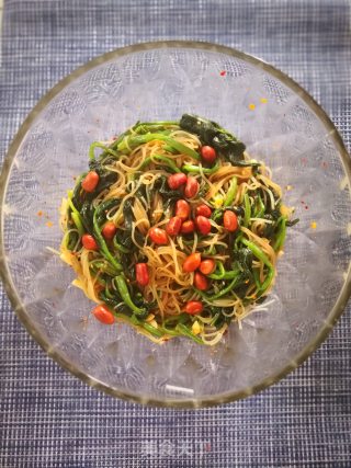 凉拌菠菜粉丝的做法步骤：14