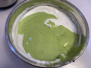 菠菜戚风8寸的做法步骤：9