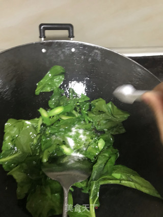 湿炒河粉的做法步骤：5