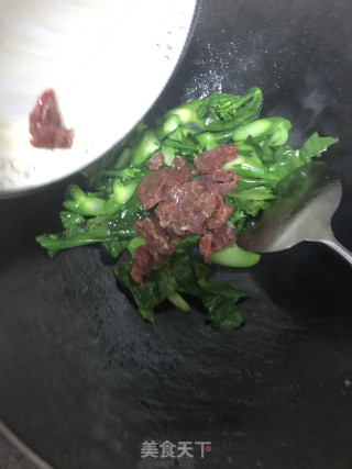 湿炒河粉的做法步骤：6