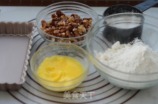 焦糖核桃挞的做法步骤：1
