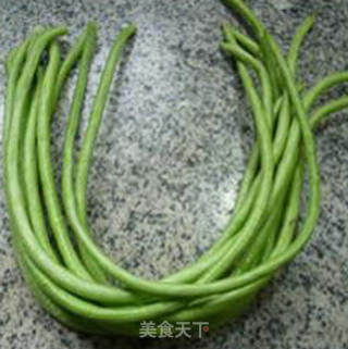丁香鱼炒带豆的做法步骤：1