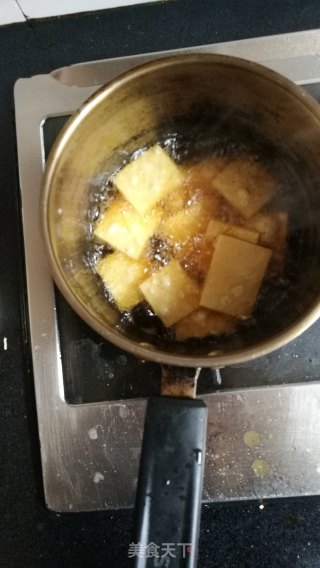 卤煮豆腐干配手擀面的做法步骤：3