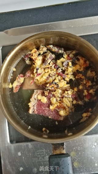 卤煮豆腐干配手擀面的做法步骤：7