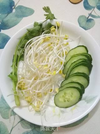 水煮虾滑的做法步骤：5