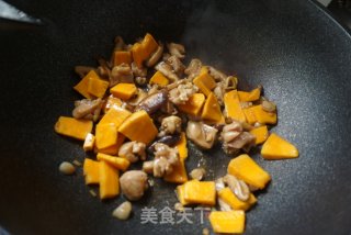 南瓜鸡肉饭的做法步骤：6