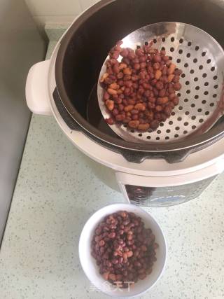 红豆糯米凉糕的做法步骤：2