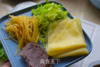 蒸饼卷菜的做法步骤：12