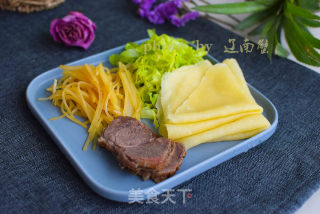 蒸饼卷菜的做法步骤：13