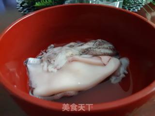 蒜香鱿鱼烧白菜的做法步骤：1