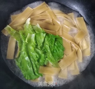 开胃的酸辣川粉的做法步骤：2