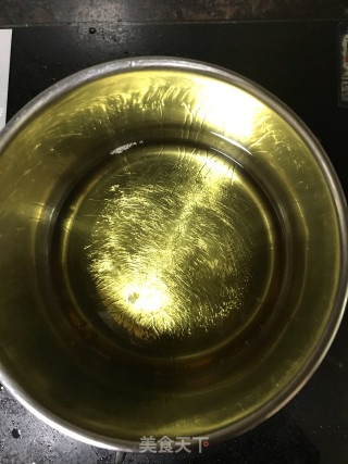 古早味蛋糕的做法步骤：1