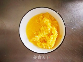 凤梨酥的做法步骤：1