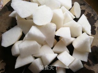 排骨炖萝卜的做法步骤：4
