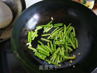 芦笋炒猪肝的做法步骤：6