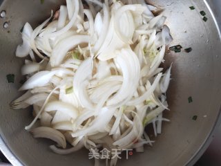 简单好吃的洋葱炒肉丝|超级下饭的做法步骤：5