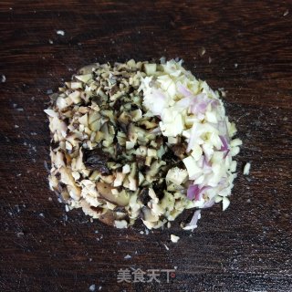 香菇蒸肉饼的做法步骤：3