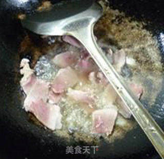 韭菜芽咸肉炒面筋的做法步骤：8