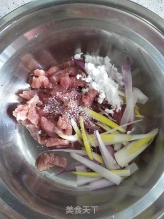元葱炒河芹的做法步骤：7