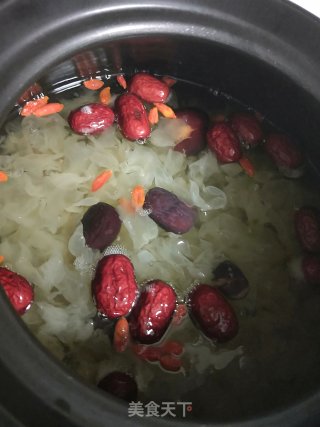银耳汤的做法步骤：10