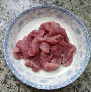 瘦肉片茄子炒粉丝的做法步骤：2