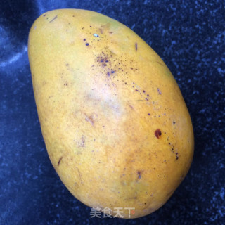 芒果汁的做法步骤：1