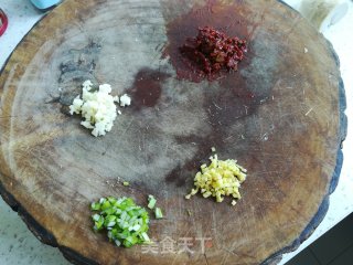 鱼香肉丝的做法步骤：2
