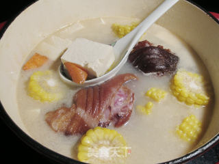 咸猪手豆腐玉米汤的做法步骤：4