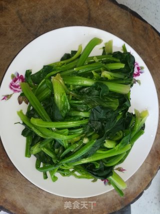 清炒菠菜的做法步骤：3