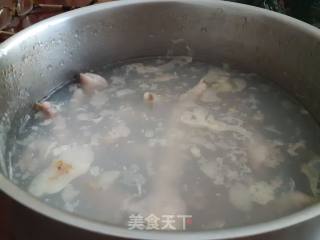 泰式无骨酸辣凤爪的做法步骤：2