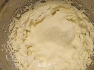 咸蛋黄肉松饼干的做法步骤：8