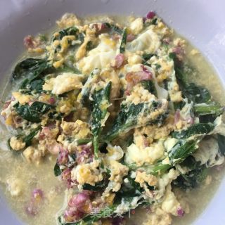 荆花枸杞芽炒水蛋的做法步骤：9