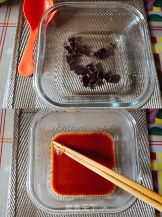 黑巧克力全麦蛋糕的做法步骤：2