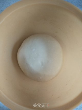 河芹蒸饺的做法步骤：2