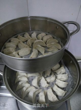 河芹蒸饺的做法步骤：16