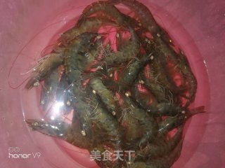 茄汁虾的做法步骤：1