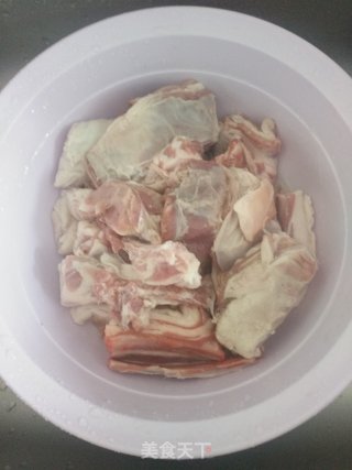 羊肉萝卜汤的做法步骤：1