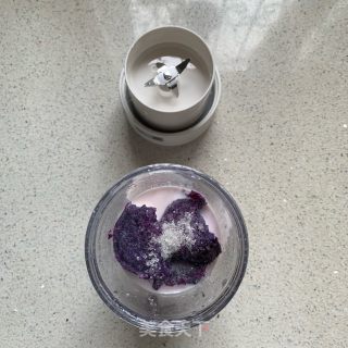 紫薯思慕雪的做法步骤：2