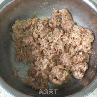 水饺的做法步骤：3