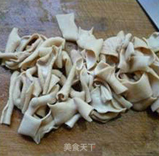 笋尖炒鹅肠的做法步骤：6