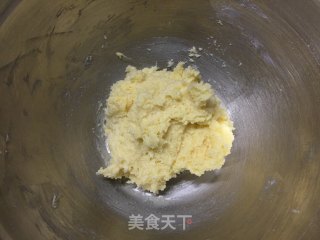 酥皮红豆包的做法步骤：6
