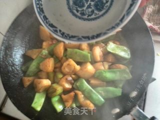 东北炖菜一锅出的做法步骤：4