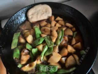 东北炖菜一锅出的做法步骤：7
