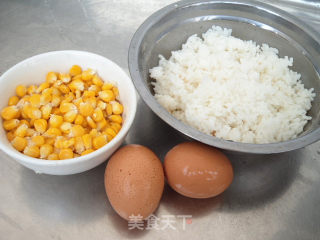 缤纷炒饭的做法步骤：2