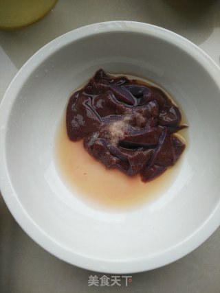西红柿猪肝汤的做法步骤：4