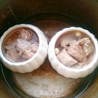 墨鱼炖肉的做法步骤：11